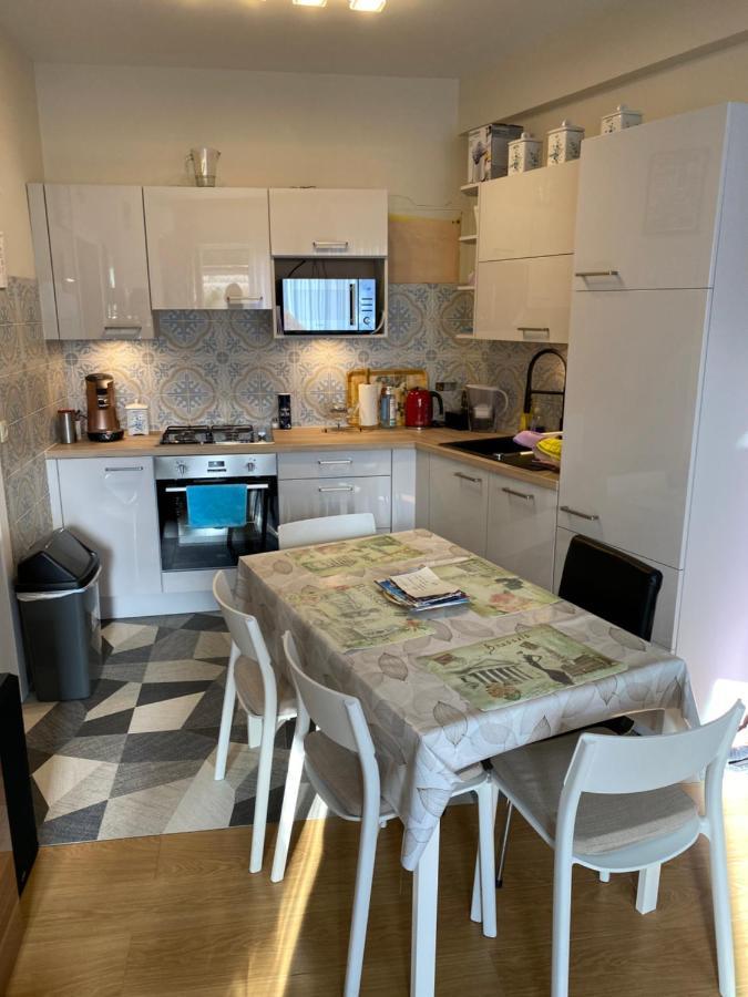 One-Bedroom Apartment Near Atomium Bruxelles Exterior foto
